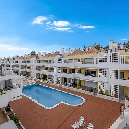 Apartment Penthouse Papoila