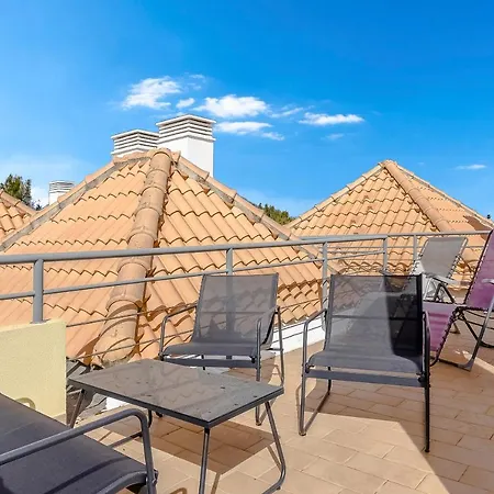Penthouse Papoila *