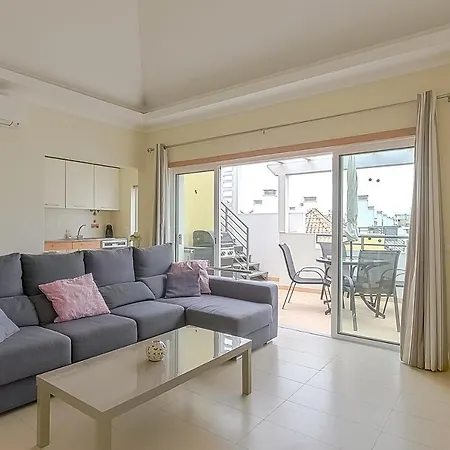 Apartment Penthouse Papoila